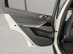 BMW X5 xDrive40i Sports Activity Vehicle 2026