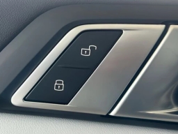 BMW X5 xDrive40i Sports Activity Vehicle 2026