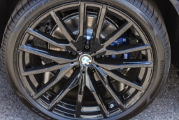 BMW X5 xDrive40i Sports Activity Vehicle 2026