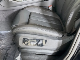 BMW X5 M60i Sports Activity Vehicle 2026