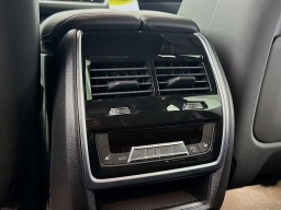 BMW X5 M60i Sports Activity Vehicle 2026