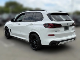 BMW X5 M60i Sports Activity Vehicle 2026