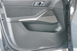 BMW X5 M60i Sports Activity Vehicle 2026