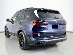 BMW X5 M60i Sports Activity Vehicle 2026