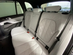 BMW X5 M60i Sports Activity Vehicle 2026