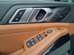 BMW X5 M60i Sports Activity Vehicle 2026