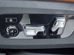 BMW X5 M60i Sports Activity Vehicle 2026