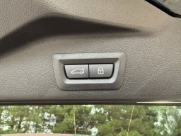 BMW X5 M60i Sports Activity Vehicle 2026