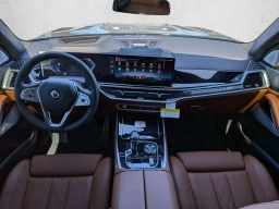 BMW X7 ALPINA XB7 Sports Activity Vehicle 2026