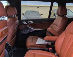 BMW X7 ALPINA XB7 Sports Activity Vehicle 2026