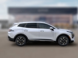 Kia Sportage LX FWD 2026