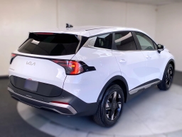 Kia Sportage LX FWD 2026