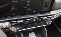 Kia Sportage EX FWD 2026