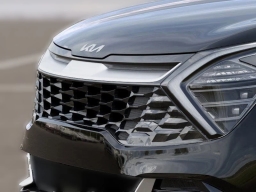 Kia Sportage SX FWD 2025