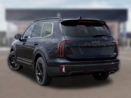 Kia Telluride SX-Prestige X-Line AWD 2025