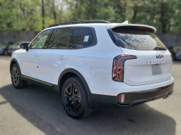 Kia Telluride SX-Prestige X-Line AWD 2025