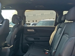 Kia Telluride LX FWD 2027