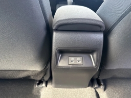 Toyota Corolla SE CVT (Natl) 2026