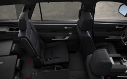 Toyota Sequoia Platinum 4WD (Natl) 2025