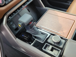 Toyota Sequoia 1794 Edition 4WD (Natl) 2026