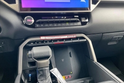 Toyota Sequoia Limited 4WD (Natl) 2026