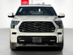 Toyota Sequoia Platinum 4WD (Natl) 2026