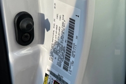 Toyota Sequoia Platinum 4WD (Natl) 2026