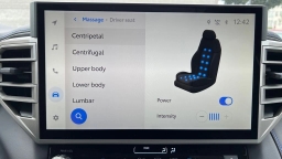 Toyota Sequoia Platinum 4WD (Natl) 2026