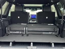 Toyota Sequoia Platinum 4WD (Natl) 2026