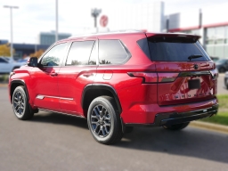 Toyota Sequoia Platinum 4WD (Natl) 2026