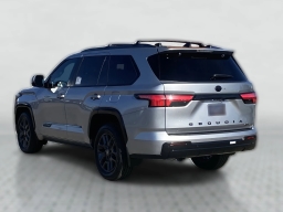 Toyota Sequoia Platinum 4WD (Natl) 2026