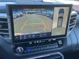 Toyota Sequoia Platinum 4WD (Natl) 2026