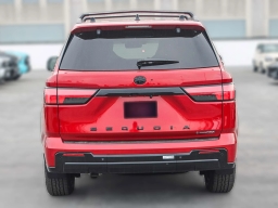 Toyota Sequoia Limited 4WD (Natl) 2026