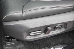 Toyota Sequoia Limited 4WD (Natl) 2026