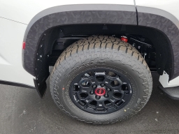 Toyota Sequoia TRD Pro 4WD (Natl) 2026