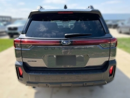 Subaru Outback Touring AWD 2026