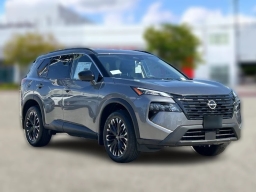 Nissan Rogue Dark Armor FWD 2026