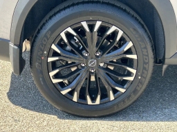 Nissan Rogue Dark Armor FWD 2026