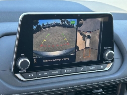 Nissan Rogue Dark Armor FWD 2026