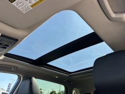 Nissan Rogue Dark Armor FWD 2026