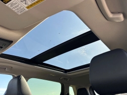 Nissan Rogue Dark Armor FWD 2026