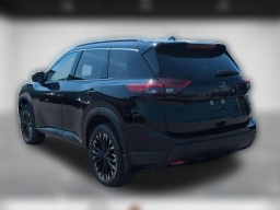 Nissan Rogue Dark Armor AWD 2026