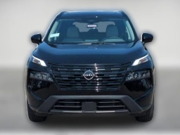Nissan Rogue Dark Armor AWD 2026