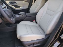 Nissan Rogue Dark Armor AWD 2026