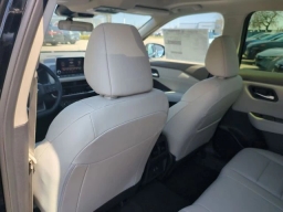 Nissan Rogue Dark Armor AWD 2026