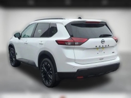 Nissan Rogue Dark Armor AWD 2026