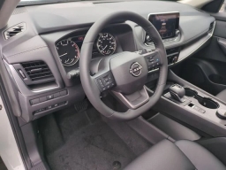 Nissan Rogue Dark Armor AWD 2026