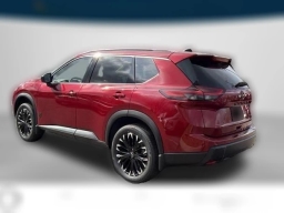 Nissan Rogue Dark Armor AWD 2026