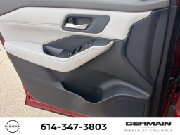 Nissan Rogue Dark Armor AWD 2026