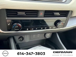 Nissan Rogue Dark Armor AWD 2026